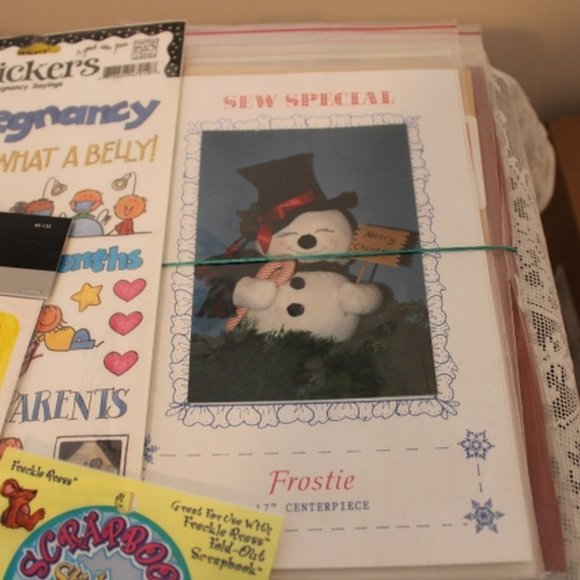 Scrapbook & Embellishments Craft Lot - New in Original Packages - Picture 5 of 9